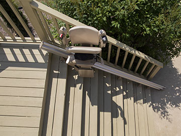 San Francisco SRE2010E Exterior Stairlift 